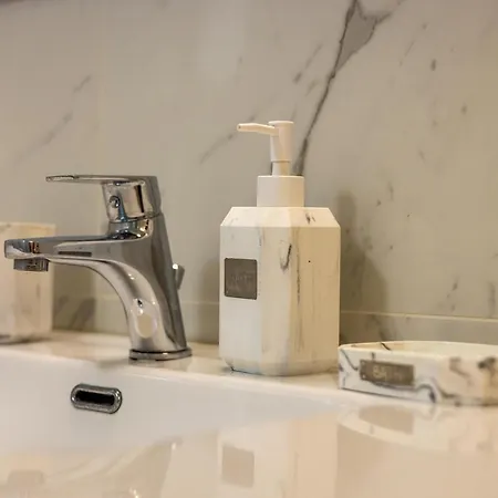 Stefania Semesterbostad