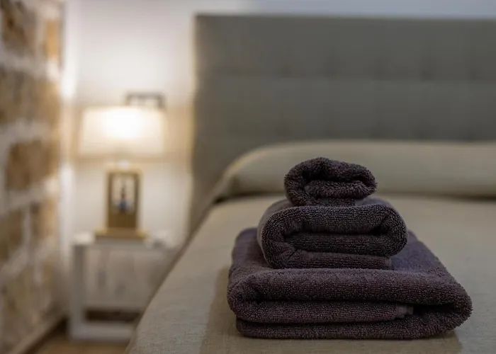 Stefania Tatil Evi *